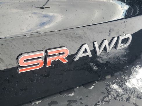 New 2026 Nissan Kicks SR image 7