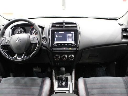 Used 2024 Mitsubishi Outlander Sport SE image 22