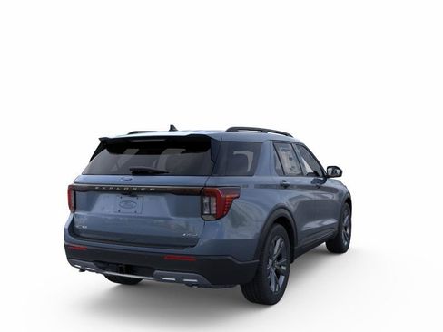 New 2026 Ford Explorer Active w/ Active Comfort Package AWD/4WD image 8