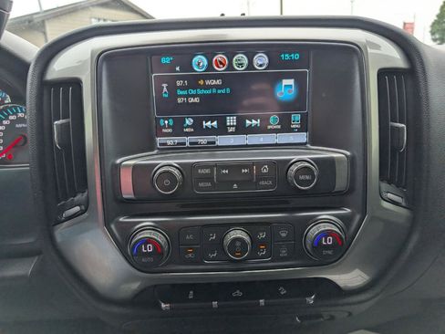 Used 2018 Chevrolet Silverado 1500 LT w/ Texas Edition AWD/4WD image 16