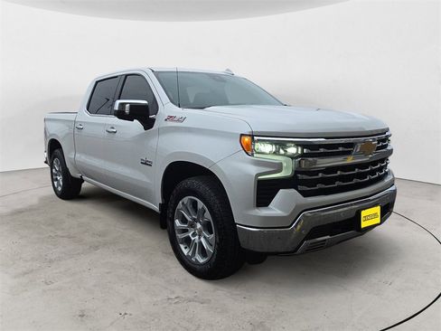 Certified 2025 Chevrolet Silverado 1500 LTZ w/ Z71 Off-Road Package image 7