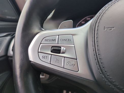 Used 2022 BMW M760i xDrive AWD/4WD image 19