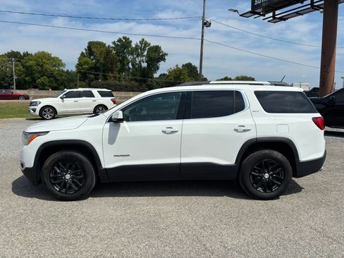Used 2018 GMC Acadia SLT FWD image 2