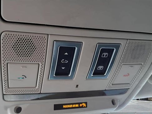 Used 2020 Jaguar F-PACE Checkered Flag image 22