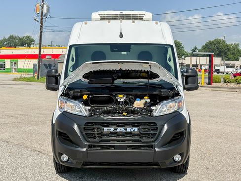 Used 2024 RAM ProMaster 1500 w/ Convenience Group FWD image 32
