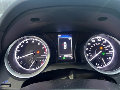 Used 2022 Toyota Camry LE image 16