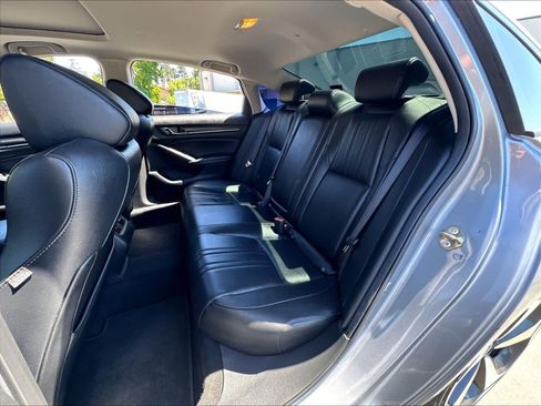 Used 2019 Honda Accord Touring image 26