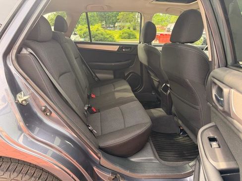 Used 2016 Subaru Outback 2.5i Premium AWD/4WD image 18