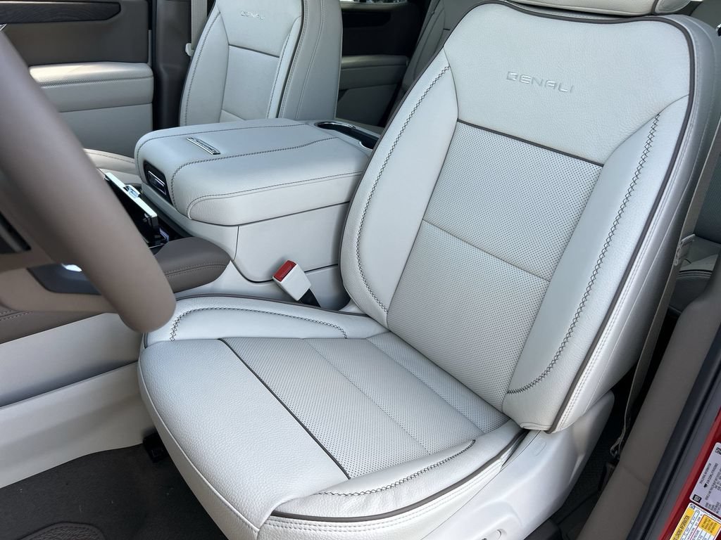 New 2026 GMC Yukon Denali AWD/4WD image 19