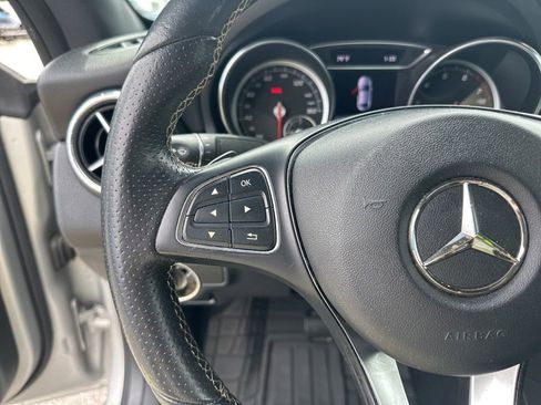 Used 2018 Mercedes-Benz CLA 250 image 15
