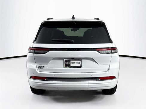 Used 2026 Jeep Grand Cherokee Limited AWD/4WD image 12