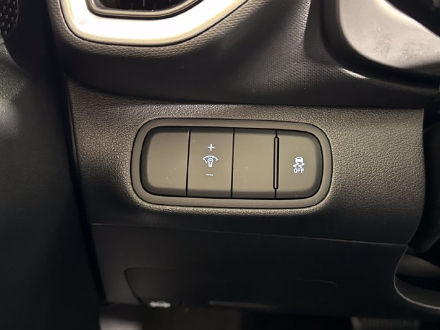 Used 2024 Hyundai Venue SEL FWD image 35