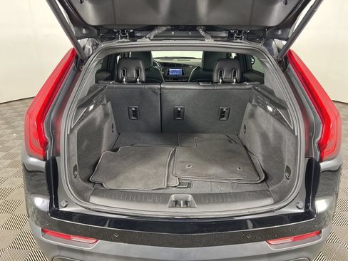 Used 2023 Cadillac XT4 Luxury w/ Cold Weather Package FWD image 25