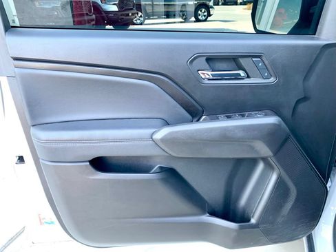 Used 2024 GMC Canyon Elevation w/ Convenience Package AWD/4WD image 10