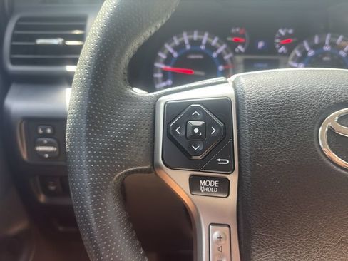 Used 2017 Toyota 4Runner SR5 Premium RWD image 19