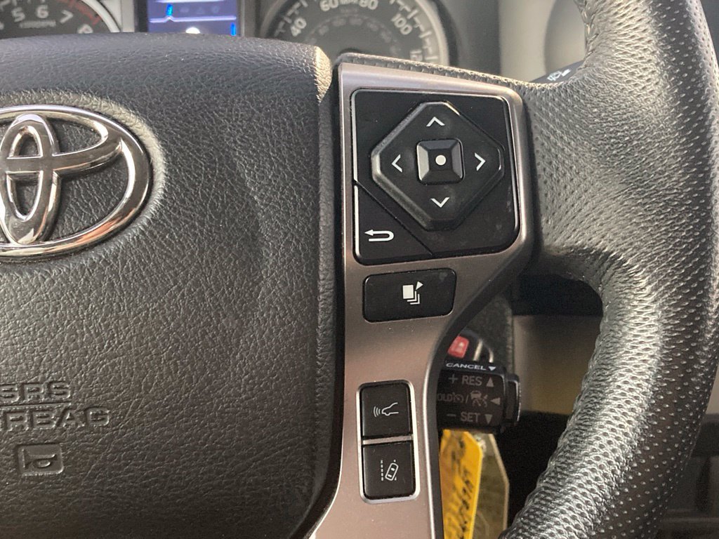 Used 2021 Toyota Tacoma SR5 RWD image 18