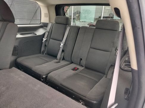 Used 2014 GMC Yukon SLE image 15