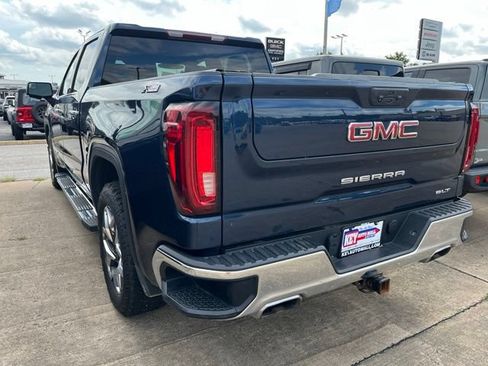 Used 2023 GMC Sierra 1500 SLT AWD/4WD image 4
