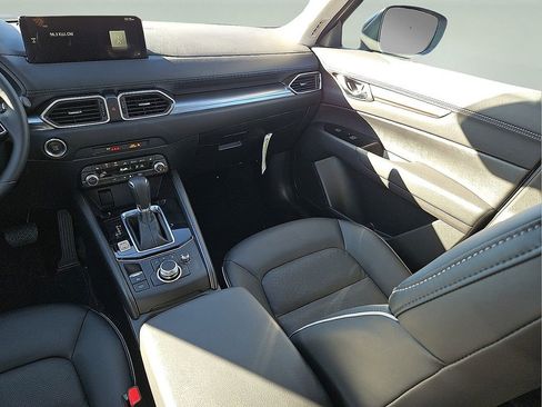 New 2025 MAZDA CX-5 AWD 2.5 S w/ Select Package image 17