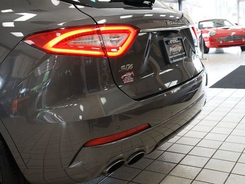 Used 2018 Maserati Levante S GranSport AWD/4WD image 15