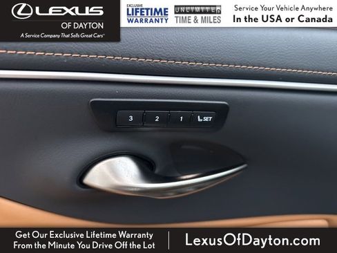 Certified 2025 Lexus ES 300h w/ Luxury Package image 12