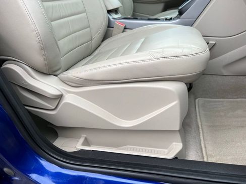 Used 2015 Ford Escape SE w/ Equipment Group 201A image 23