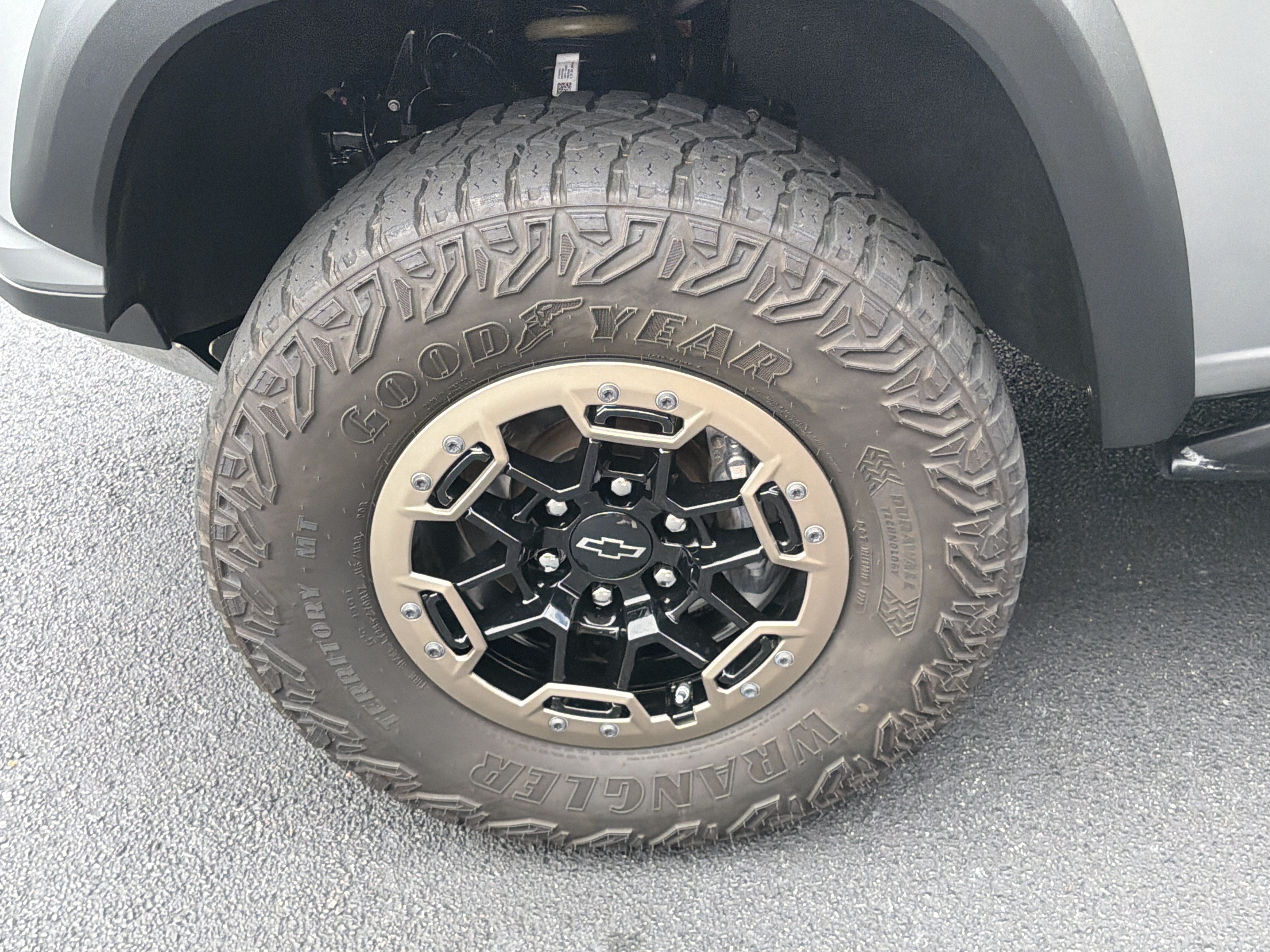 Used 2023 Chevrolet Colorado ZR2 w/ Desert Boss Special Edition AWD/4WD image 11
