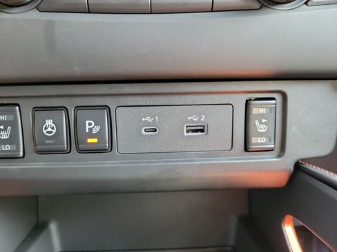 Certified 2025 Nissan Frontier PRO-4X w/ Pro Premium Package AWD/4WD image 30