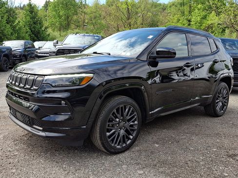 Certified 2022 Jeep Compass High Altitude AWD/4WD image 3