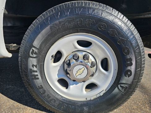 Used 2015 Chevrolet Express 2500 Extended RWD image 44