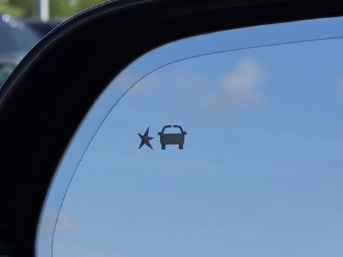 New 2026 Buick Enclave Avenir w/ Super Cruise Package image 13