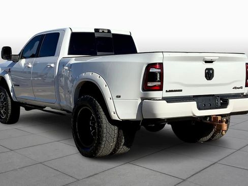 Used 2024 RAM 3500 Laramie w/ Night Edition image 11