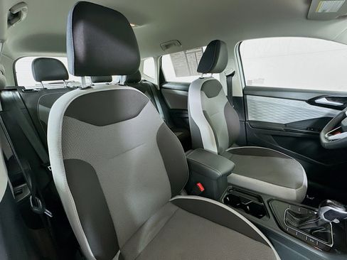 Used 2024 Volkswagen Taos S image 25