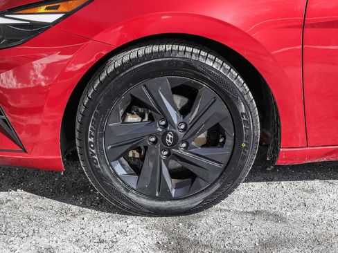 Used 2023 Hyundai Elantra SEL w/ Cargo Package image 12