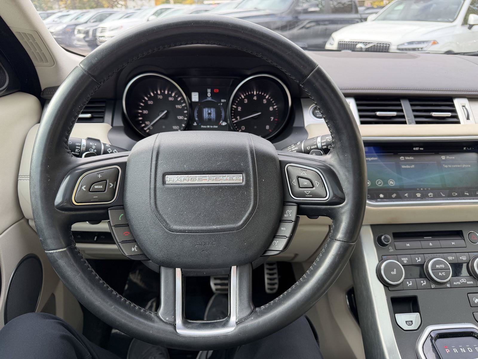Used 2017 Land Rover Range Rover Evoque Autobiography AWD/4WD image 12