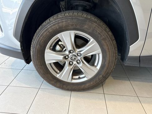 Used 2025 Toyota RAV4 XLE image 15