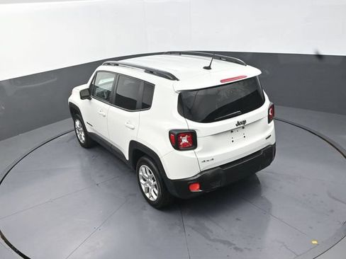 Used 2017 Jeep Renegade Latitude AWD/4WD image 27