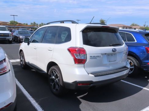 Used 2015 Subaru Forester 2.0XT Premium w/ Popular Package #2 AWD/4WD image 4