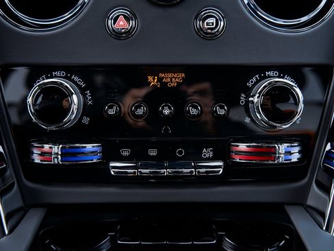 Used 2026 Rolls-Royce Cullinan Base image 74