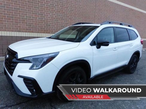 Used 2023 Subaru Ascent Onyx Edition image 1