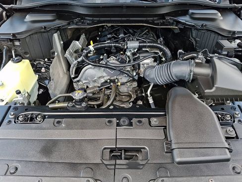 Used 2024 MAZDA CX-90 Plug-In Hybrid w/ Premium Pkg AWD/4WD image 29