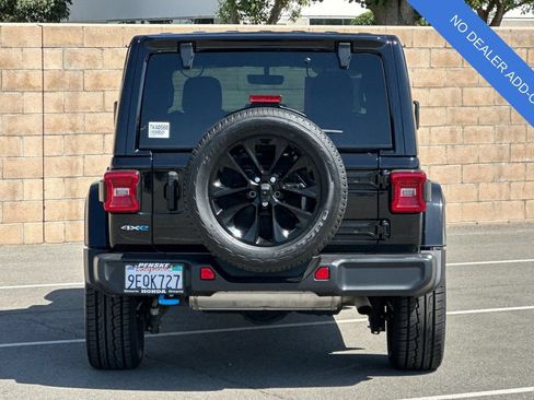 Used 2023 Jeep Wrangler Unlimited Sahara AWD/4WD image 5