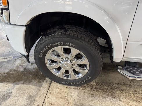 Used 2024 RAM 3500 Limited image 11