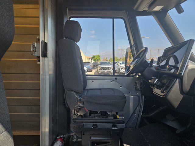 Used 2023 Chevrolet Brightdrop 600 w/ Active Safety Package 2 AWD/4WD image 4