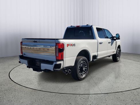 Used 2024 Ford F350 Platinum image 4