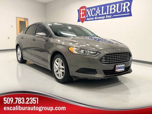 Used 2013 Ford Fusion SE image 1