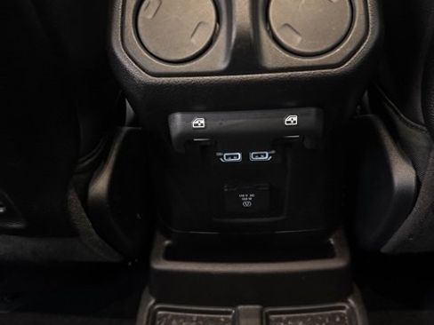 Used 2024 Jeep Wrangler Unlimited Sahara w/ Safety Group image 11