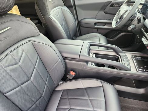 New 2027 Kia Telluride X-Line SX Prestige AWD/4WD image 12