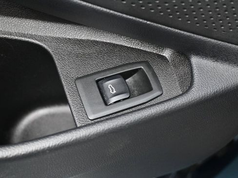 Used 2021 BMW 330i xDrive Sedan w/ Convenience Package image 24