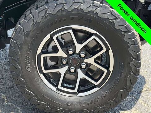 Used 2024 Jeep Wrangler Unlimited Rubicon AWD/4WD image 30